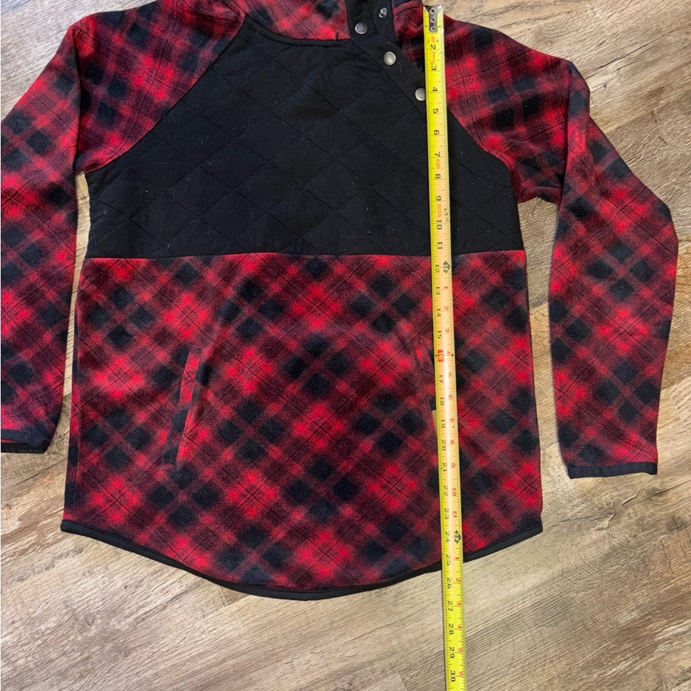 Cozy Women’s Plaid Sweatshirt in Red and Black Size Medium Maurices - Picture 2 of 7
